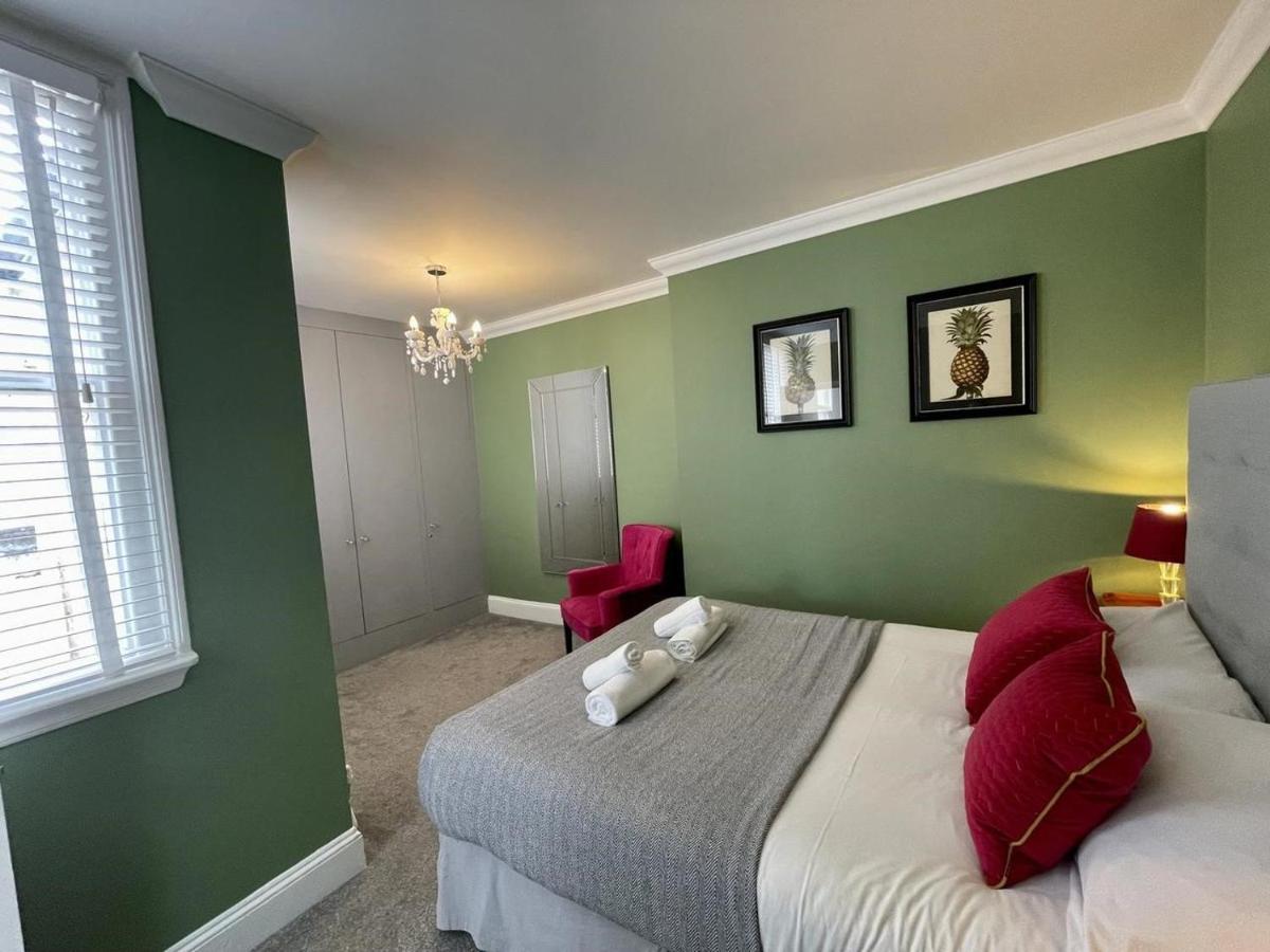 Regency Apartment - Marine Square By Crown Gardens Holiday Homes Brighton Екстериор снимка